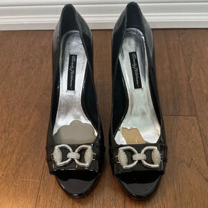 Beverly Feldman Black Heels Sz. 10